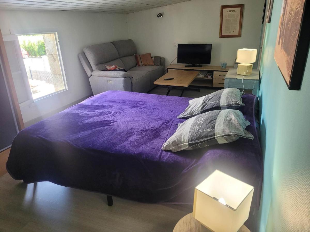 Chez Jeanfi Bed & Breakfast Fronsac  Екстериор снимка