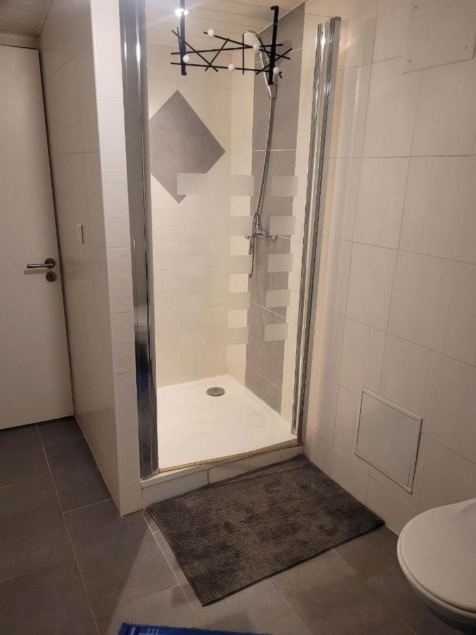 Chez Jeanfi Bed & Breakfast Fronsac  Екстериор снимка