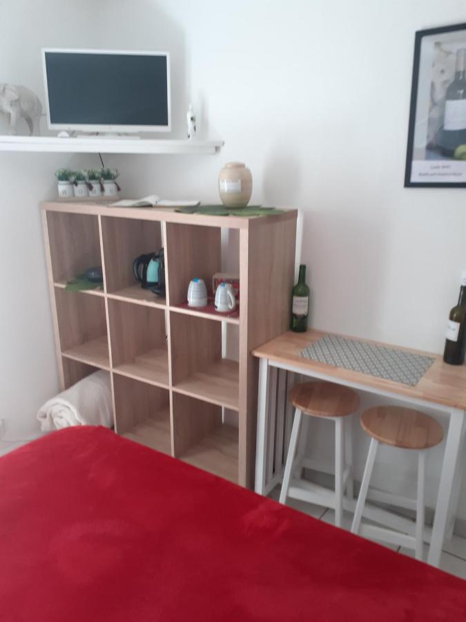 Chez Jeanfi Bed & Breakfast Fronsac  Екстериор снимка